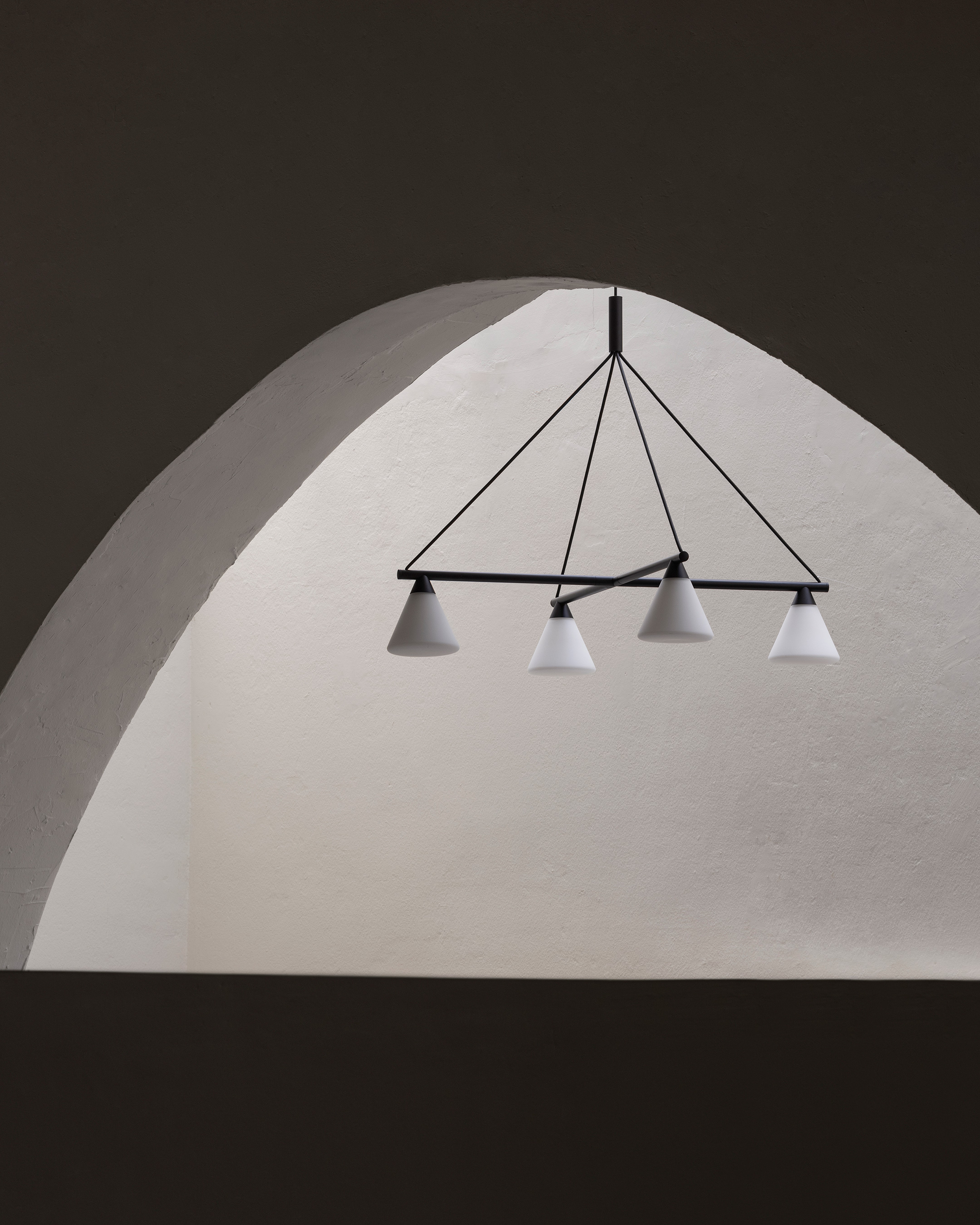 PROBE Chandelier 1Color