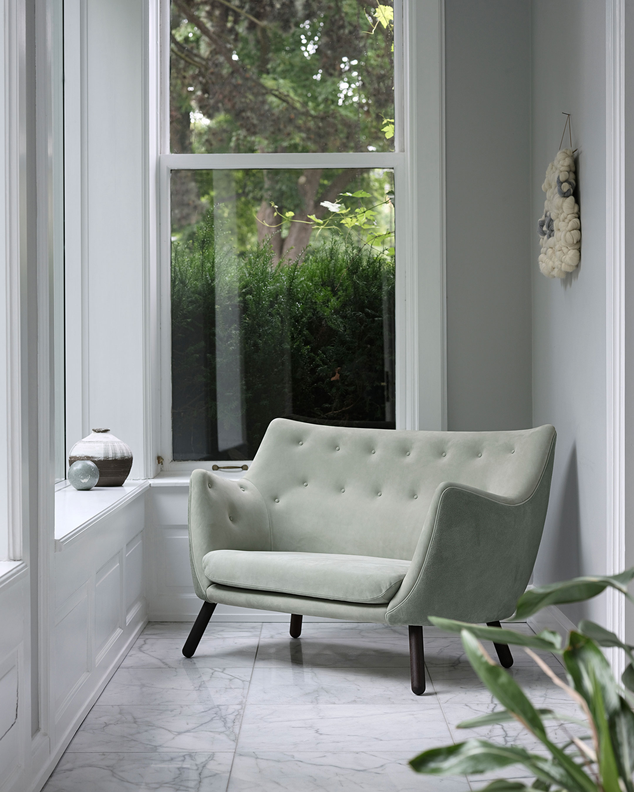 Poet Sofa