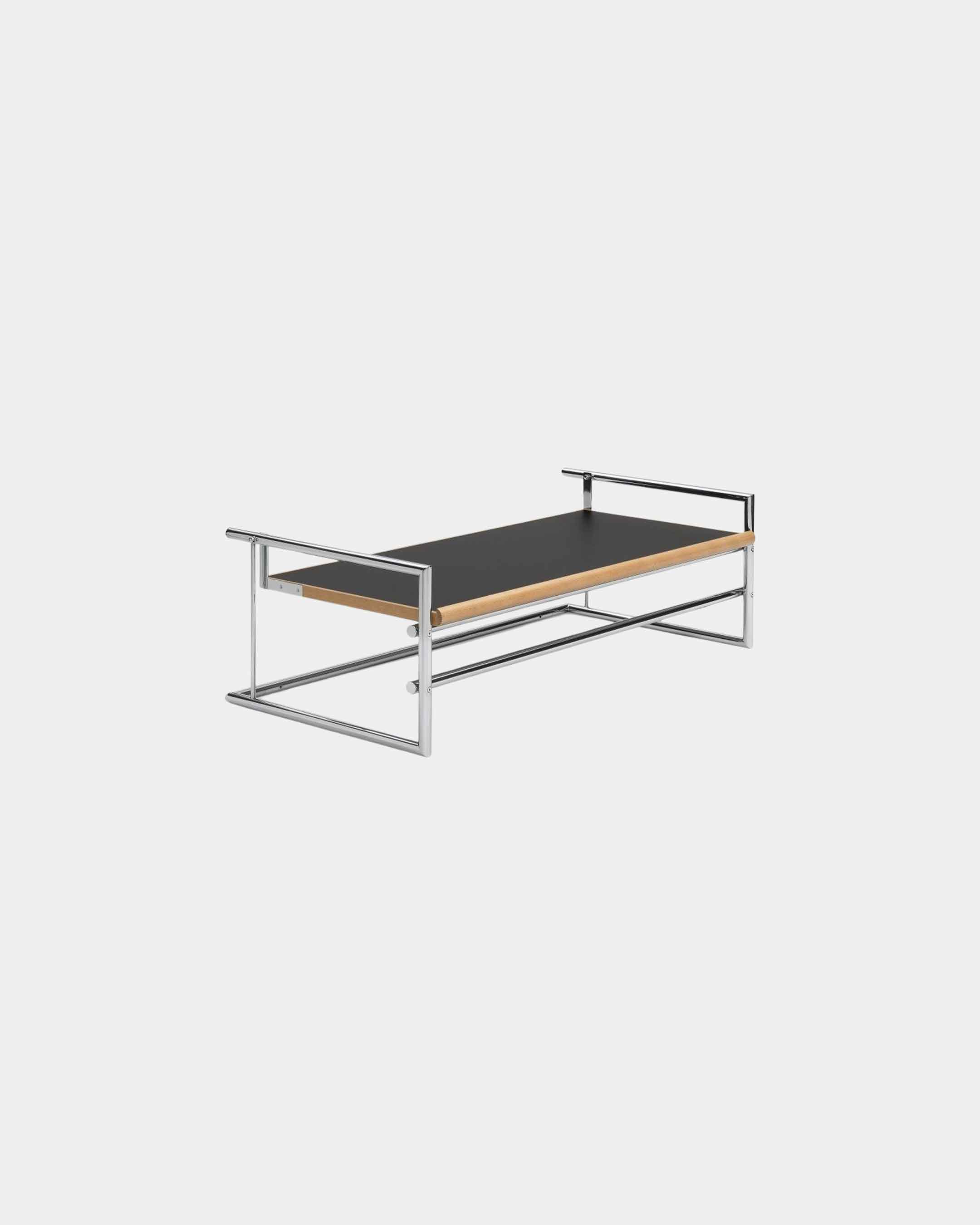 Menton Table